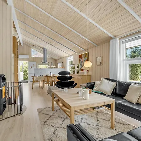3 Bedroom Nice Home In Middelfart *
