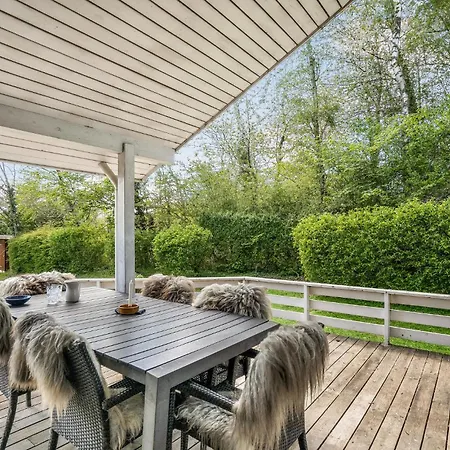 3 Bedroom Nice Home In Middelfart Hébergement de vacances Middelfart